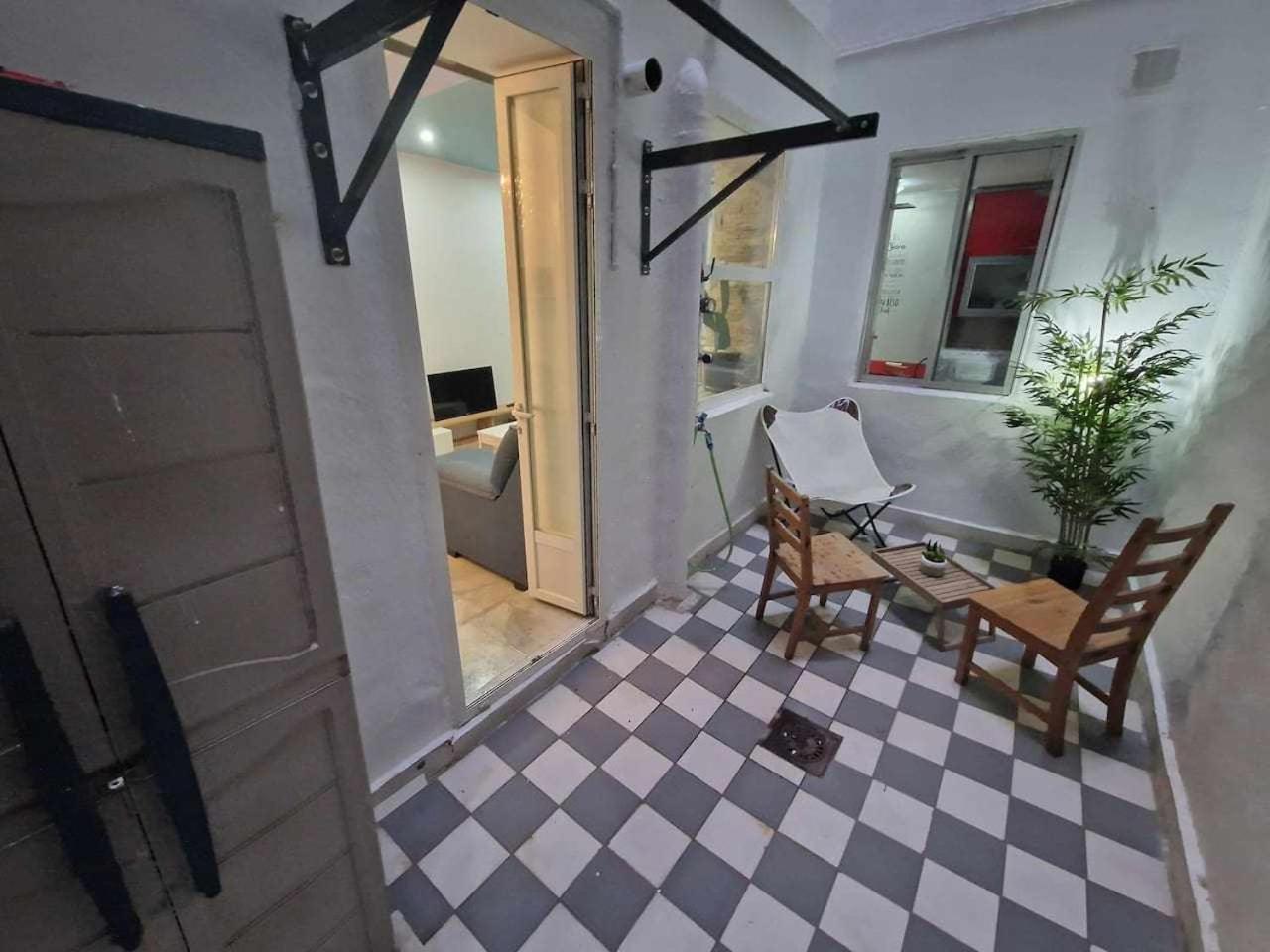 Appartamento Menendez Pelayo, Loft Junto Al Retiro Madrid Esterno foto