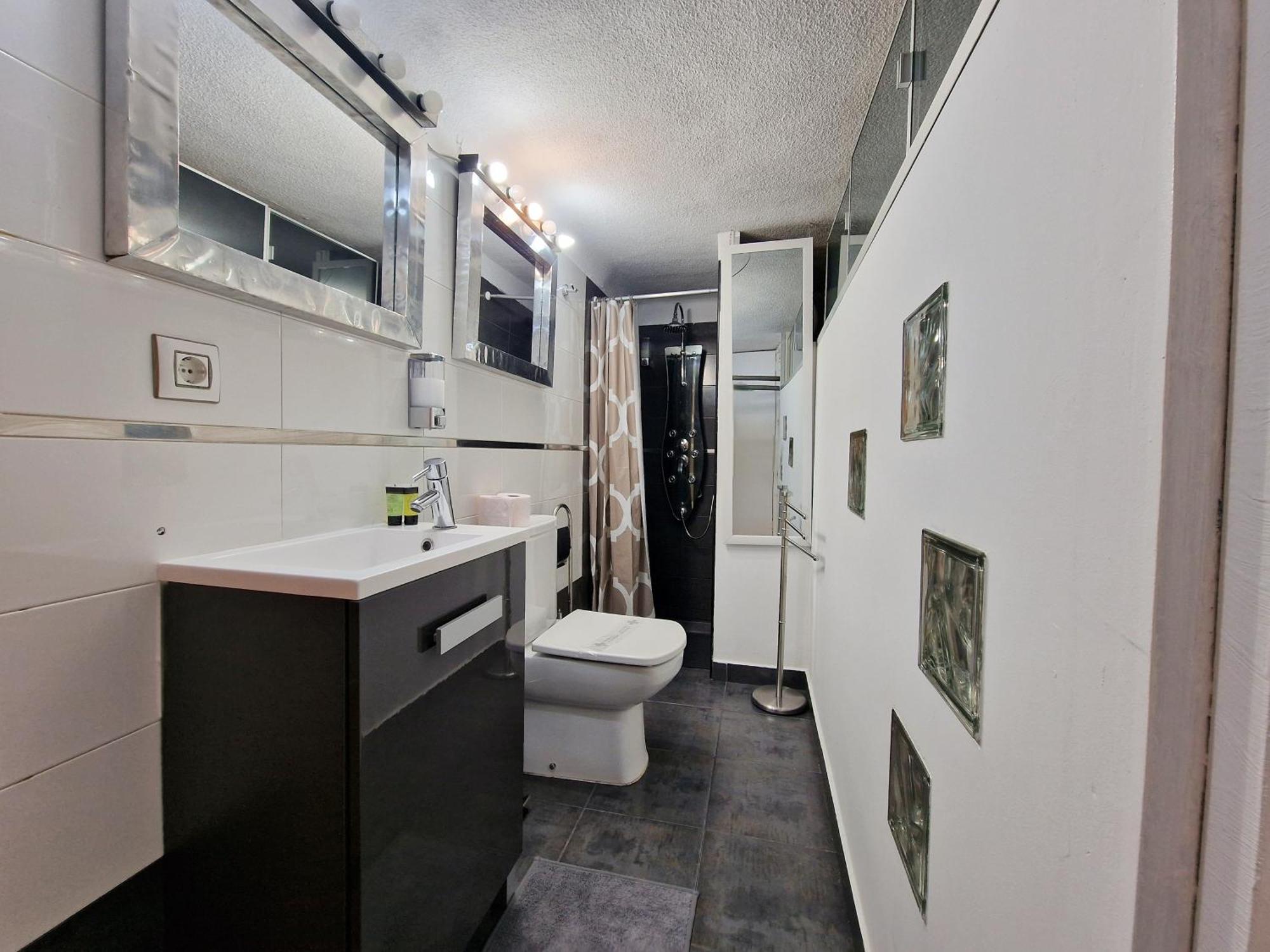Appartamento Menendez Pelayo, Loft Junto Al Retiro Madrid Esterno foto